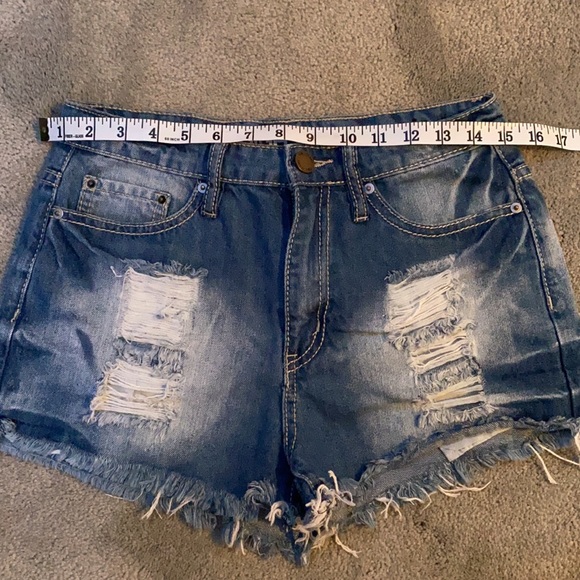 Selling high rise jean shorts. - Picture 5 of 5